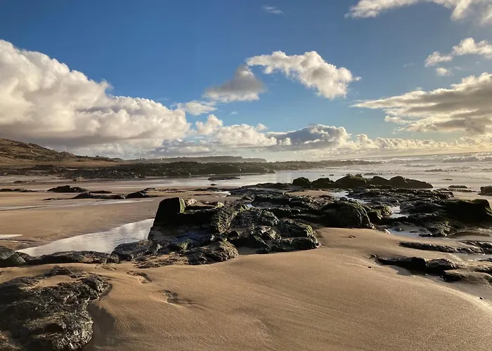 Apartment Lagos Renovated New Kitchen &