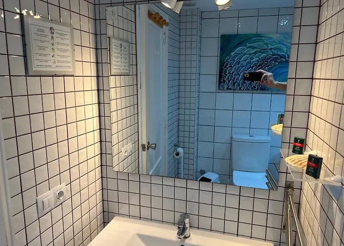 Lagos Renovated New Kitchen & Apartment